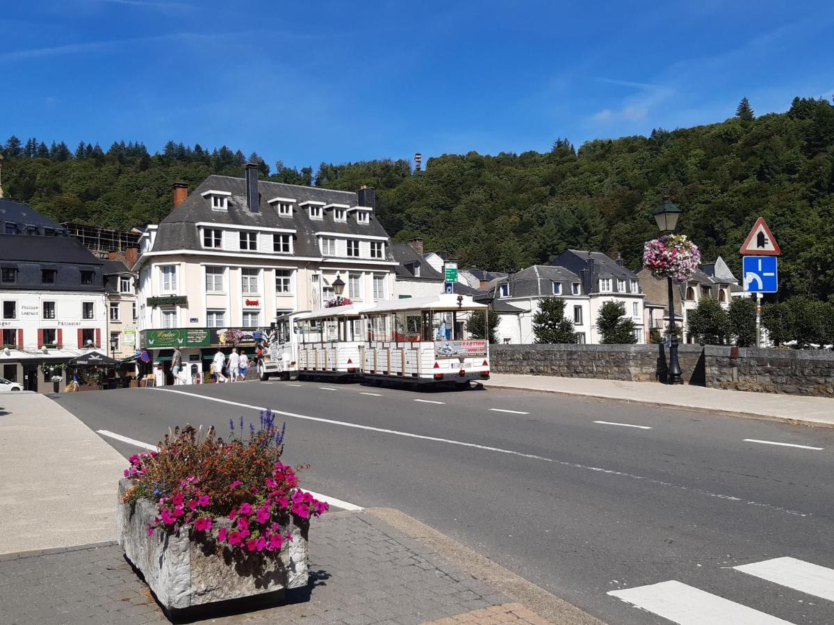 Rive Gauche Sur Semois Leilighet Bouillon Eksteriør bilde